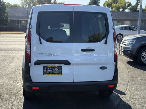 Used 2022 Ford Transit Connect XL image 5
