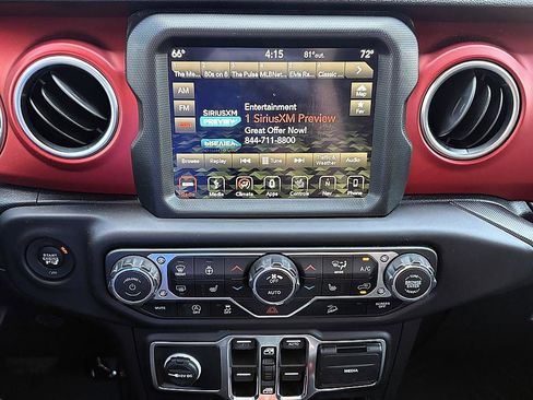 Used 2018 Jeep Wrangler Unlimited Rubicon image 21