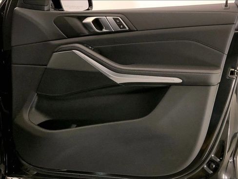 Certified 2022 BMW X5 xDrive40i w/ Premium Package image 25