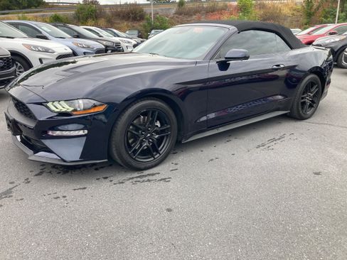 Used 2021 Ford Mustang Premium image 17