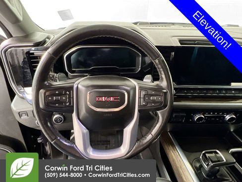Used 2022 GMC Sierra 1500 Elevation w/ Elevation Premium Package AWD/4WD image 8