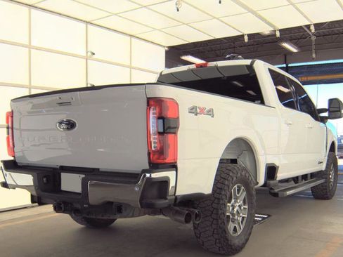 Used 2025 Ford F250 Lariat image 5