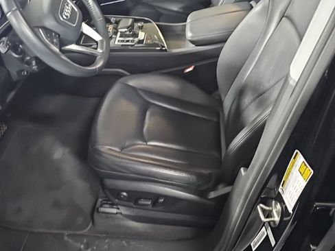 Used 2018 Audi Q7 3.0T Premium Plus w/ Premium Plus Package AWD/4WD image 5