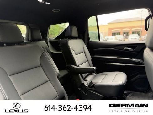 Used 2024 Chevrolet Traverse LT w/ Midnight/Sport Edition AWD/4WD image 32