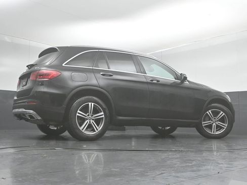 Used 2020 Mercedes-Benz GLC 300 4MATIC image 40