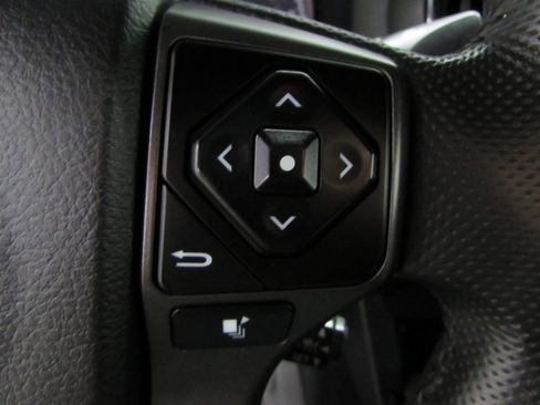 Used 2023 Toyota Tacoma TRD Off-Road w/ Black Out Package (TMS) AWD/4WD image 26