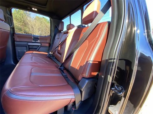 Used 2022 Ford F350 Platinum image 15