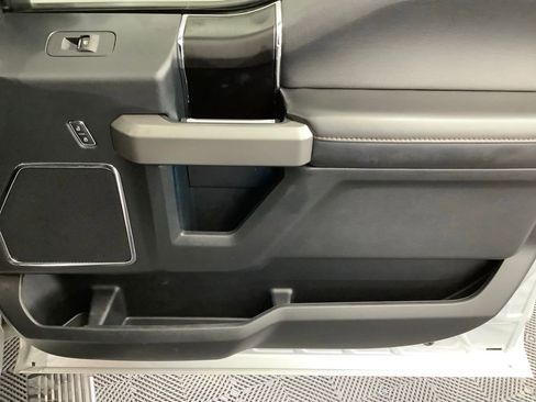Used 2019 Ford F150 Platinum AWD/4WD image 22