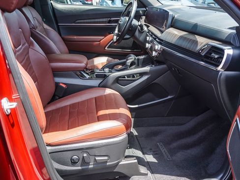 Certified 2023 Kia Telluride SX Prestige AWD/4WD image 13