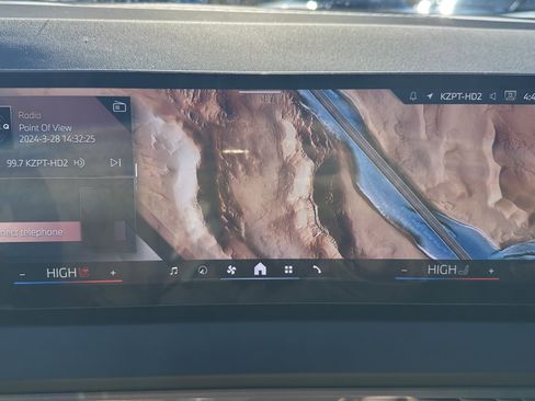 Used 2025 BMW X3 xDrive30i image 25