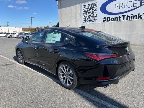 New 2025 Acura Integra image 3