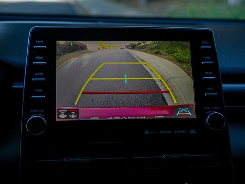 Used 2020 Toyota Avalon TRD image 32