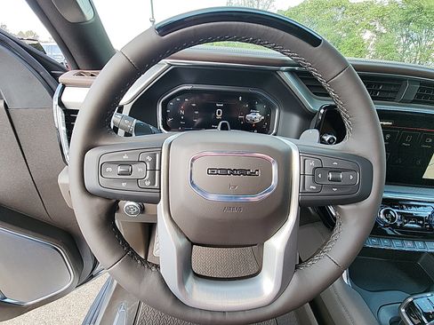 New 2026 GMC Sierra 1500 Denali w/ Technology Package image 19