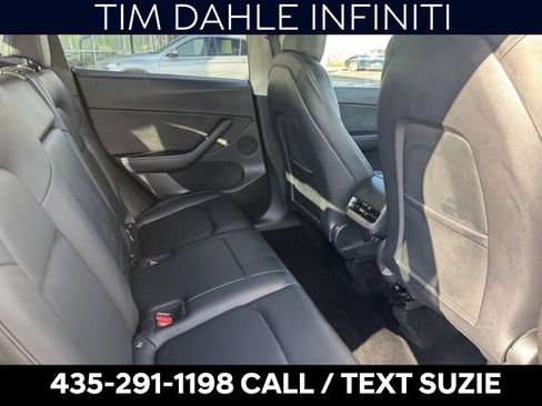 Used 2021 Tesla Model Y Long Range image 17