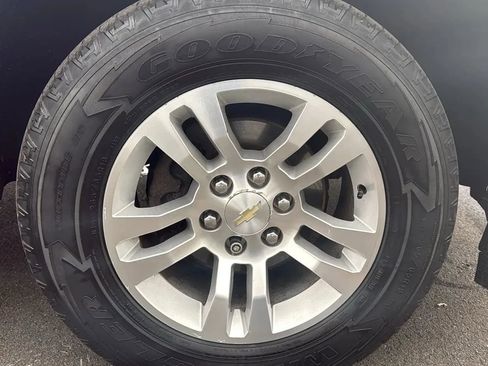 Used 2018 Chevrolet Silverado 1500 LT w/ All Star Edition image 14