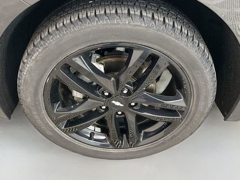 Used 2021 Chevrolet Equinox LT image 33