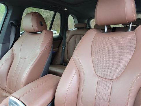 Used 2019 BMW X5 xDrive40i w/ Convenience Package image 5