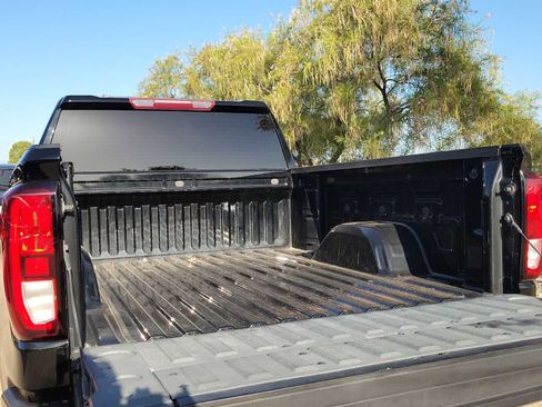 Used 2022 GMC Sierra 1500 Elevation RWD image 23