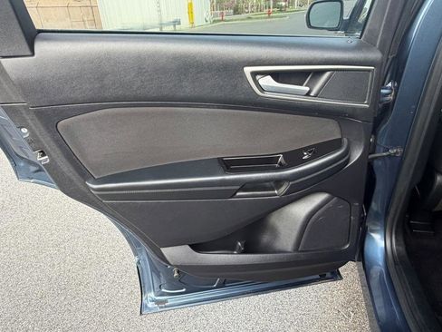 Used 2019 Ford Edge SEL AWD/4WD image 20