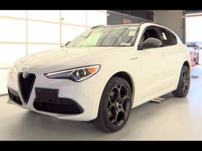 Used 2023 Alfa Romeo Stelvio Estrema