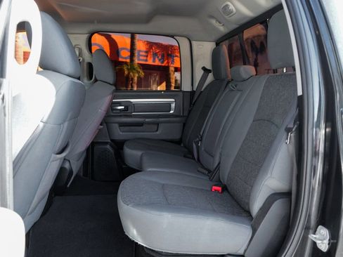 Used 2018 RAM 1500 Big Horn image 31