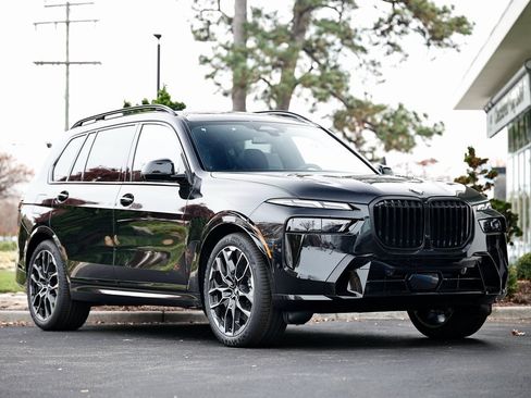 New 2026 BMW X7 xDrive40i w/ M Sport Package image 1