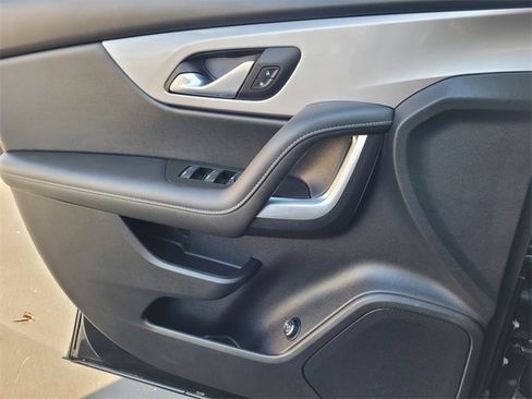 Used 2023 Chevrolet Blazer LT w/ Convenience Package image 13