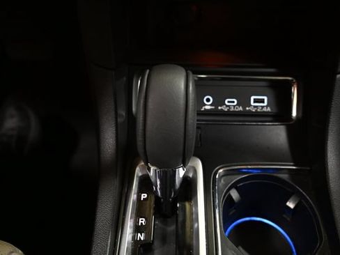 Used 2023 Subaru Ascent Limited AWD/4WD image 30