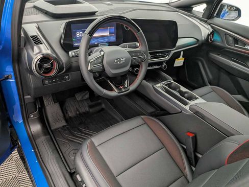 New 2026 Chevrolet Equinox EV RS image 2