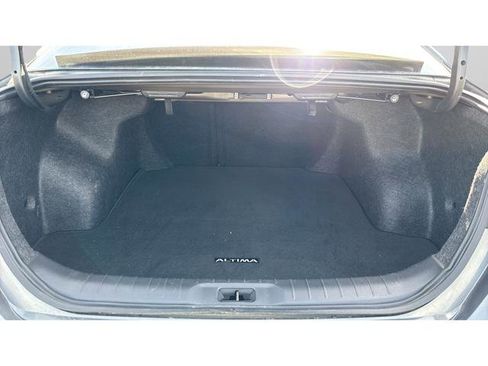 Used 2025 Nissan Altima 2.5 SR AWD/4WD image 12