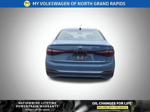 New 2026 Volkswagen Jetta SE FWD image 6