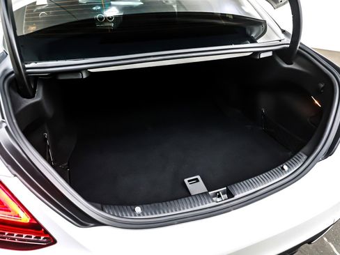 Used 2020 Mercedes-Benz C 300 Sedan image 23