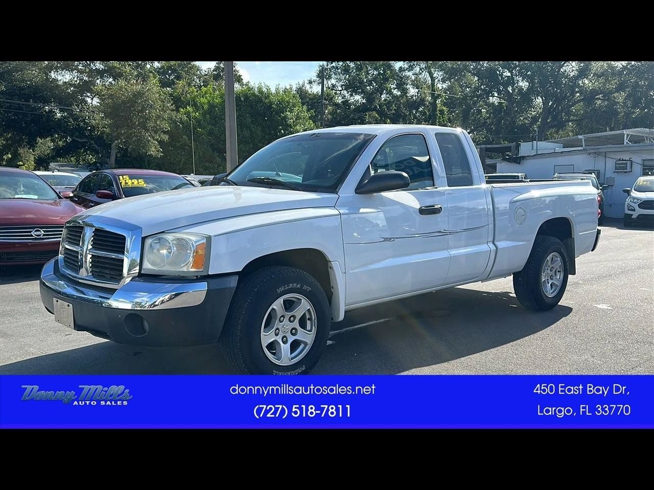 Used 2005 Dodge Dakota SLT RWD image 1