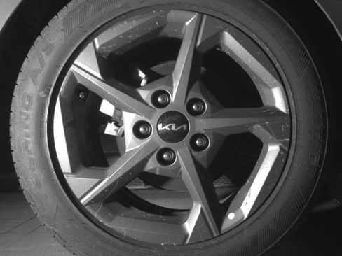 Used 2025 Kia K4 LXS image 15