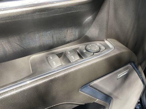 Used 2024 Chevrolet Silverado 1500 LT Trail Boss w/ Convenience Package II AWD/4WD image 17