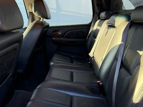 Used 2008 Chevrolet Avalanche LT image 5