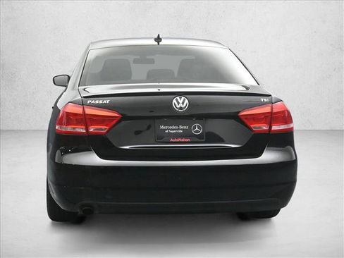 Used 2015 Volkswagen Passat 1.8T Wolfsburg Edition image 3