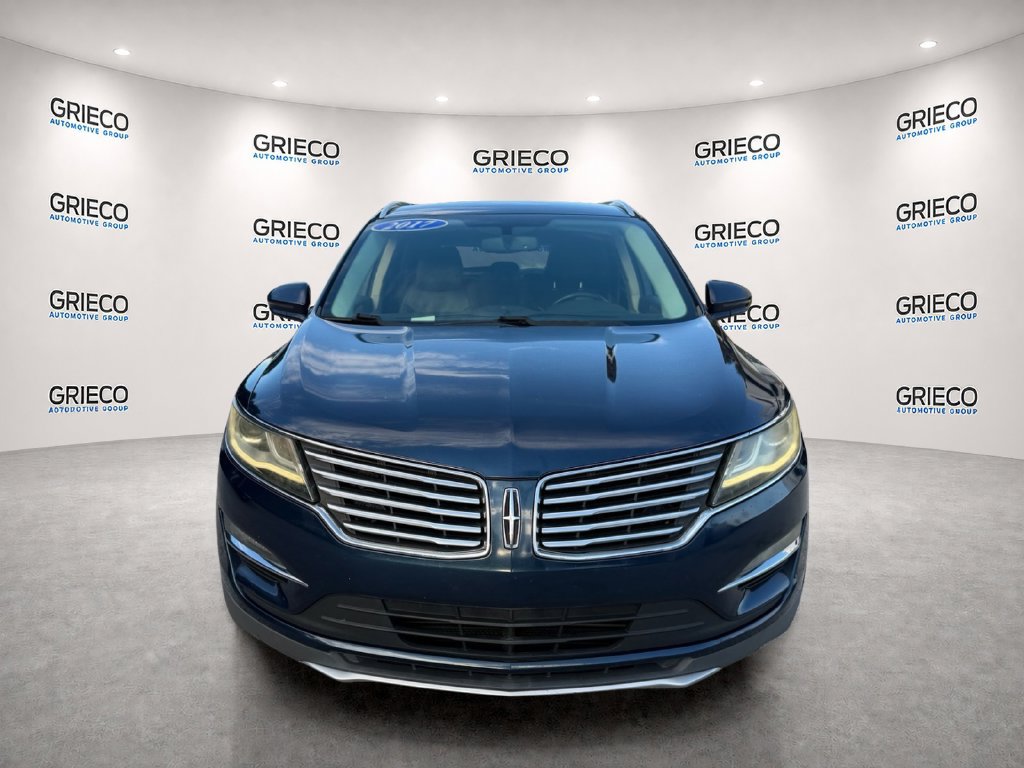 Used 2017 Lincoln MKC Select w/ Select Plus Package FWD image 2
