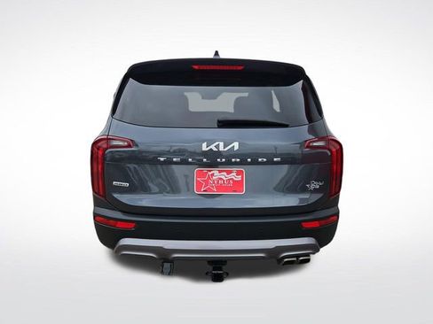 Used 2022 Kia Telluride S AWD/4WD image 5