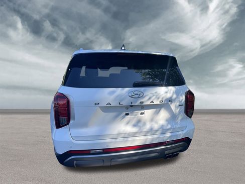 Used 2024 Hyundai Palisade SEL image 4