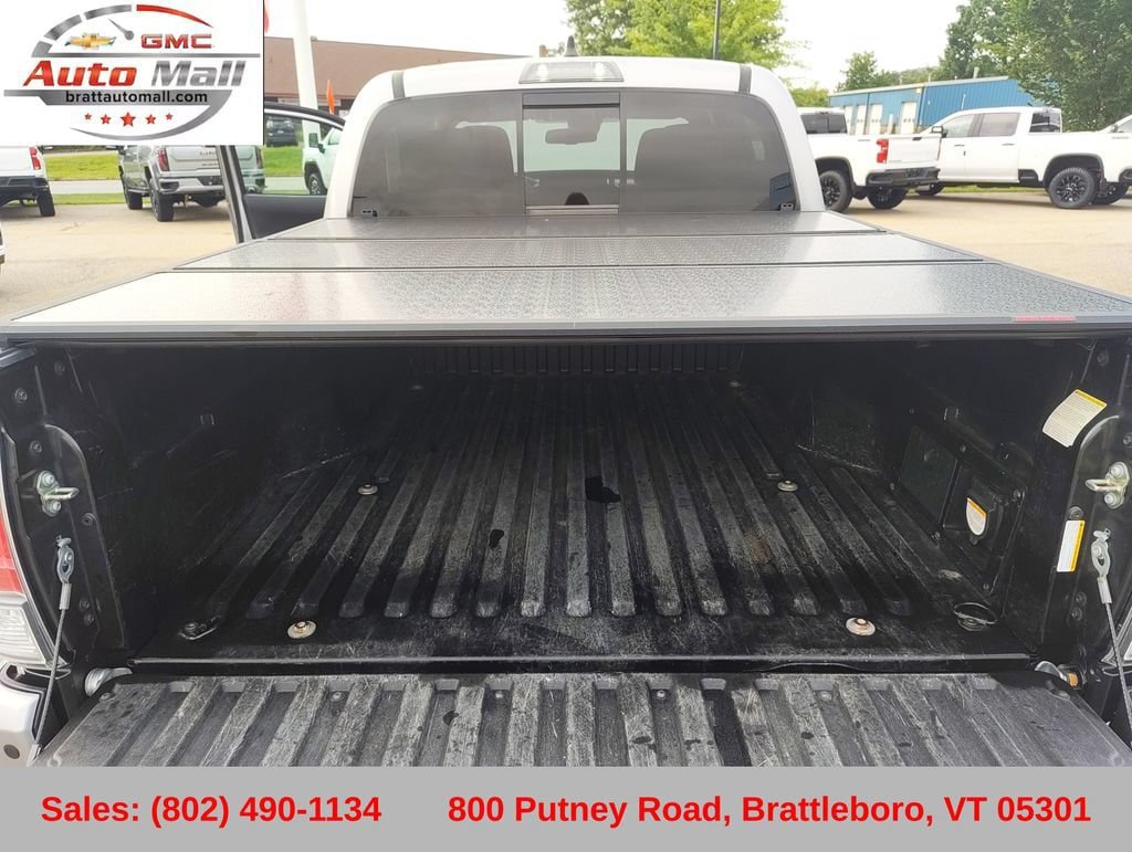 Used 2020 Toyota Tacoma TRD Sport w/ Technology Package AWD/4WD image 24