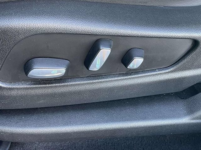Used 2020 Cadillac XT6 Premium Luxury AWD/4WD image 19