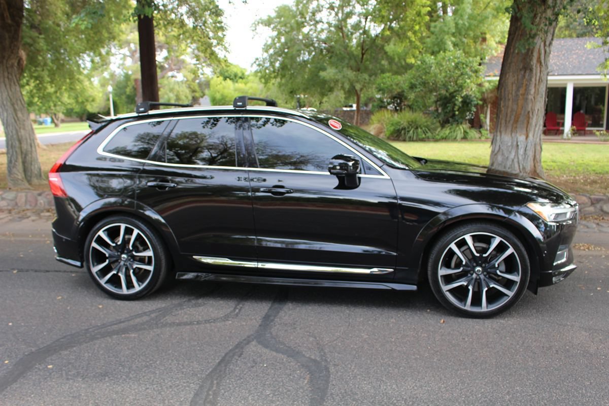 Used 2018 Volvo XC60 T6 Inscription w/ Luxury Seat Package AWD/4WD image 3