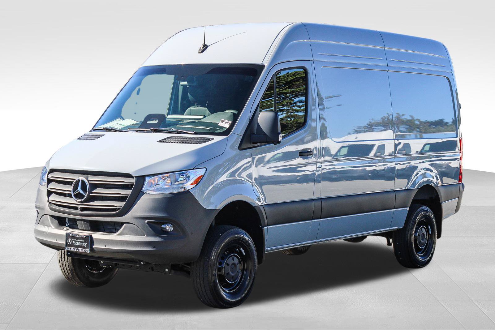 New 2026 Mercedes-Benz Sprinter 2500 image 3