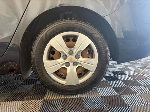 Used 2016 Chevrolet Cruze LS FWD image 24
