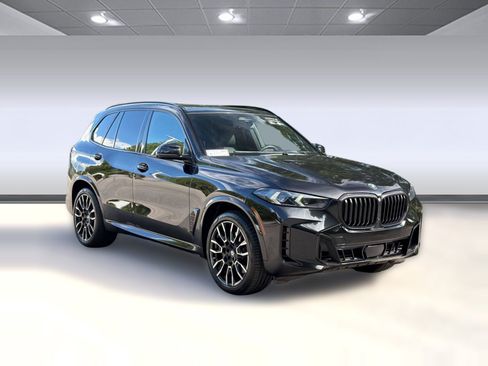 Used 2024 BMW X5 xDrive40i w/ Executive Package AWD/4WD image 7