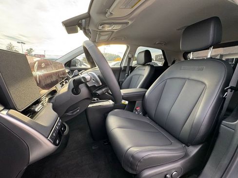 New 2025 Hyundai Ioniq 5 SEL image 18