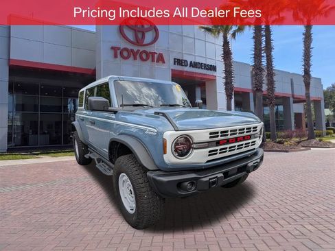 Used 2025 Ford Bronco Heritage Edition AWD/4WD image 1