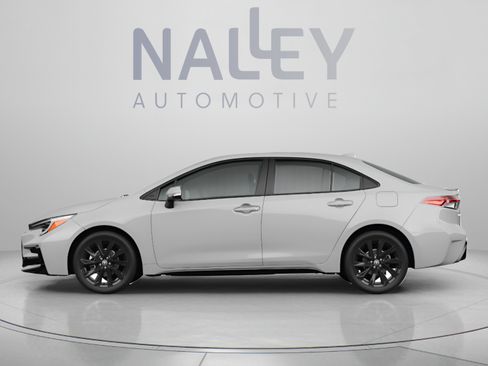 Used 2024 Toyota Corolla LE FWD image 2