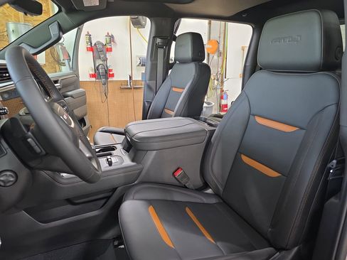 New 2026 GMC Sierra 1500 AT4 w/ AT4 Premium Package AWD/4WD image 14